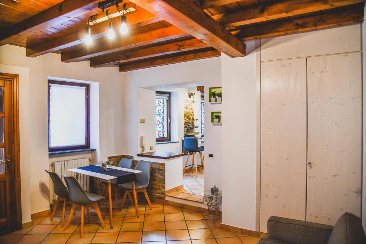 Vittoria Holiday House Stresa Bagian luar foto